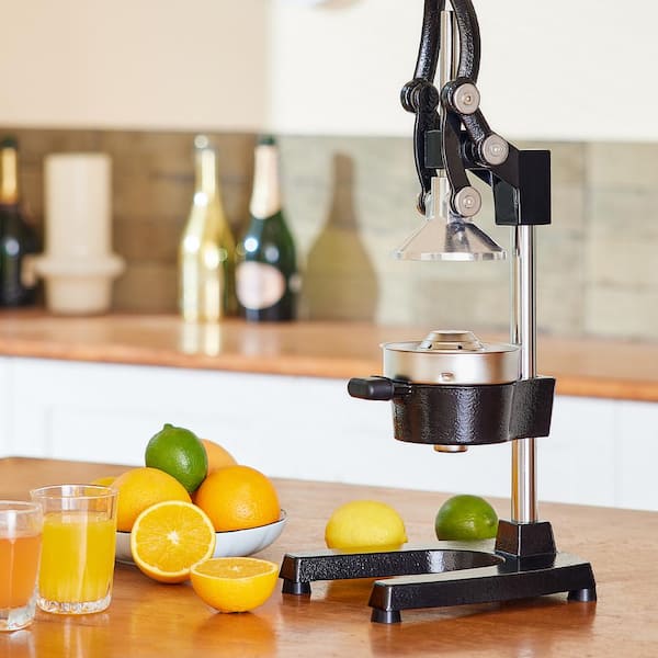Premium Cast-Iron Manual Juicer